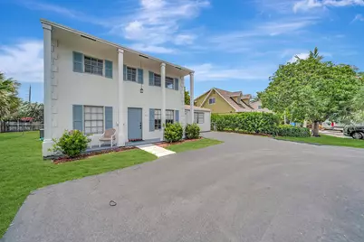 3821 NE 16th Avenue, Oakland Park, FL 33334 - Photo 10
