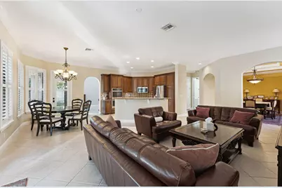 10380 Trianon Place, Wellington, FL 33449 - Photo 8