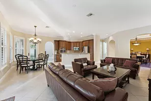 10380 Trianon Pl, Wellington, FL 33449 - Photo 8
