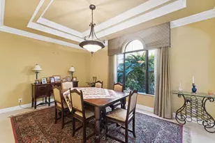 10380 Trianon Pl, Wellington, FL 33449 - Photo 18