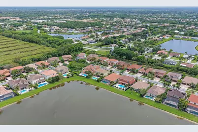 10519 Longleaf Lane, Wellington, FL 33414 - Photo 8