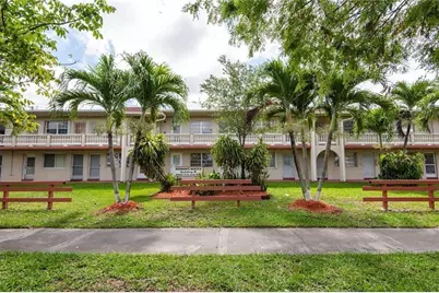 20337 NE 2nd Avenue, Miami, FL 33179 - Photo 1