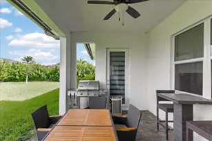 2010 Meadows Dr, Davie, FL 33324 - Photo 38
