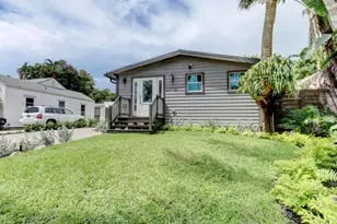 833 Ardmore Rd, West Palm Beach, FL 33401 - Photo 2