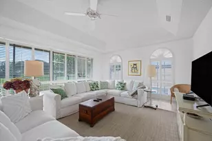 11875 Pebblewood Dr, Wellington, FL 33414 - Photo 8