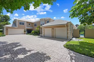 11875 Pebblewood Dr, Wellington, FL 33414 - Photo 4