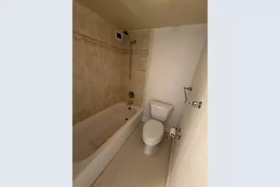 17021 N Bay Road, Sunny Isles Beach, FL 33160 - Photo 12