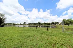 1815 SE Wexford Ct, Port Saint Lucie, FL 34952 - Photo 24