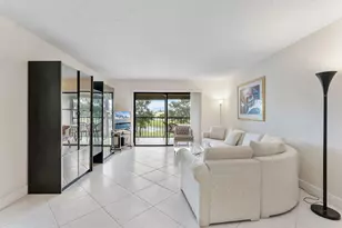 7260 Kinghurst Dr, Delray Beach, FL 33446 - Photo 10