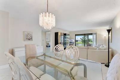 7260 Kinghurst Drive #205, Delray Beach, FL 33446 - Photo 4