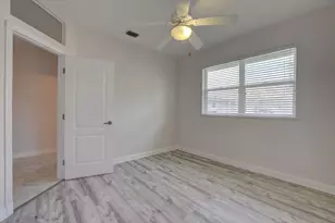 8028 Plantation Lakes Dr, Port Saint Lucie, FL 34986 - Photo 26