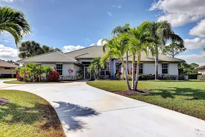 8028 Plantation Lakes Drive, Port Saint Lucie, FL 34986 - Photo 2