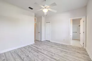 8028 Plantation Lakes Dr, Port Saint Lucie, FL 34986 - Photo 32