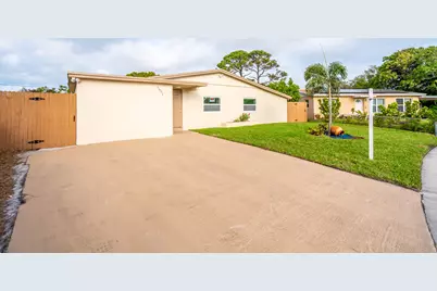 1601 NW 3rd Lane, Boynton Beach, FL 33435 - Photo 2