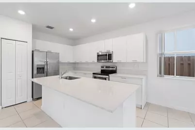 2405 NW 131st Circle, Miami, FL 33167 - Photo 6