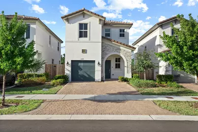 2405 NW 131st Circle, Miami, FL 33167 - Photo 2