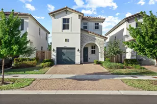 2405 NW 131st Cir, Miami, FL 33167 - Photo 2