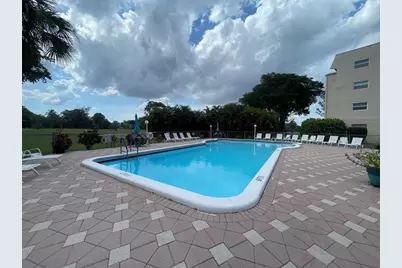 1015 Country Club Drive #307, Margate, FL 33063 - Photo 10