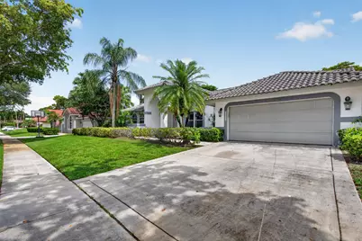 2825 NW 29th Drive, Boca Raton, FL 33434 - Photo 2