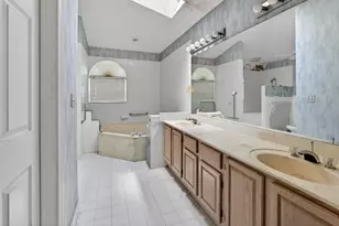 2825 NW 29th Dr, Boca Raton, FL 33434 - Photo 38