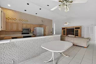 2825 NW 29th Dr, Boca Raton, FL 33434 - Photo 10