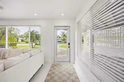 817 SE 16th Street, Deerfield Beach, FL 33441 - Photo 6