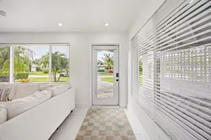817 SE 16th St, Deerfield Beach, FL 33441 - Photo 6