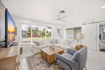 817 SE 16th Street, Deerfield Beach, FL 33441 - Photo 8