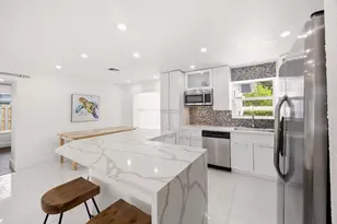 817 SE 16th St, Deerfield Beach, FL 33441 - Photo 14