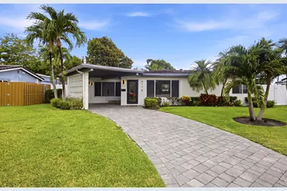 817 SE 16th Street, Deerfield Beach, FL 33441 - Photo 2