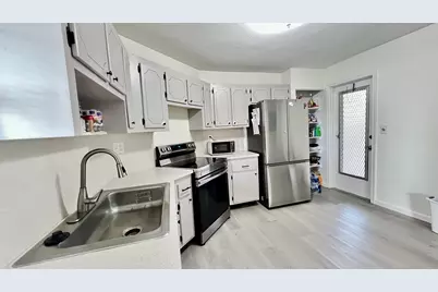 7 Greenway Village N #105, Royal Palm Beach, FL 33411 - Photo 8