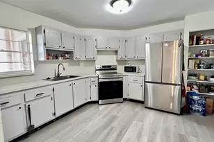 7 Greenway Village N, Royal Palm Beach, FL 33411 - Photo 12