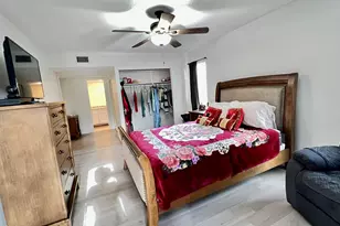 7 Greenway Village N, Royal Palm Beach, FL 33411 - Photo 10