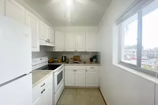 2920 Cynthia Ln, Lake Worth Beach, FL 33461 - Photo 2