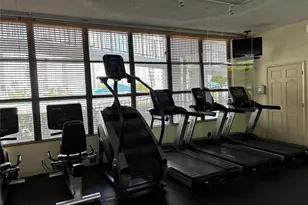 800 Parkview Dr, Hallandale Beach, FL 33009 - Photo 16