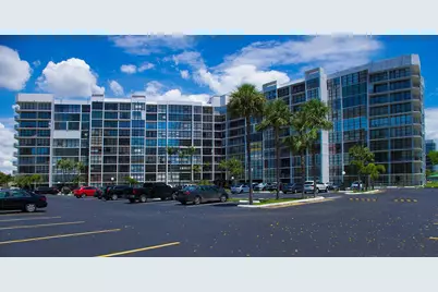 800 Parkview Drive #411, Hallandale Beach, FL 33009 - Photo 2