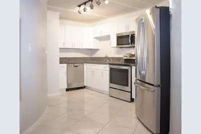 800 Parkview Drive #411, Hallandale Beach, FL 33009 - Photo 10