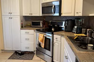 7 N Greenway Vlg Village N, Royal Palm Beach, FL 33411 - Photo 4