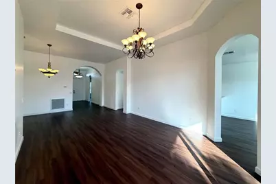 10931 SW Dunhill Court SW, Port Saint Lucie, FL 34987 - Photo 4