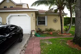 201 Maplewood Dr, Greenacres, FL 33415 - Photo 1