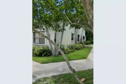 7620 NW 38th Court, Sunrise, FL 33351 - Photo 4