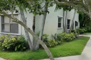 7620 NW 38th Ct, Sunrise, FL 33351 - Photo 4