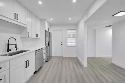 3050 N Palm Aire Drive #704, Pompano Beach, FL 33069 - Photo 4