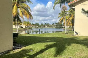 1477 Lake Crystal Dr, West Palm Beach, FL 33411 - Photo 6