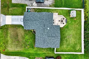 641 SE Streamlet Ave, Port Saint Lucie, FL 34983 - Photo 8
