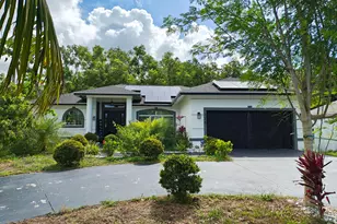 376 SW Tulip Blvd, Port Saint Lucie, FL 34953 - Photo 4