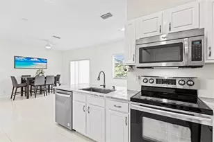 4722 Lago Vista Dr, Coconut Creek, FL 33073 - Photo 12