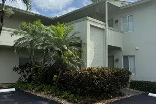 578 NE 20th St, Wilton Manors, FL 33305 - Photo 2