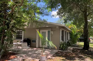 801 SW 10th St, Fort Lauderdale, FL 33315 - Photo 2