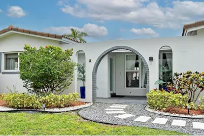 10476 NW 3rd Street, Plantation, FL 33324 - Photo 4